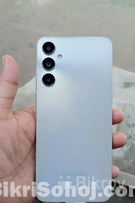 Urgent Sell Samsung A05s full box